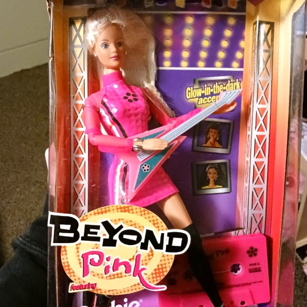 Barbie beyond Pink  vintage 1998 barbie in opened damaged box mattel